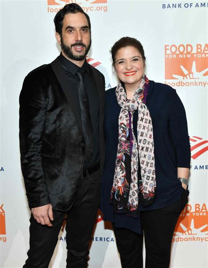 Alex Guarnaschelli & HusbandtoBe Michael Castellon Engaged