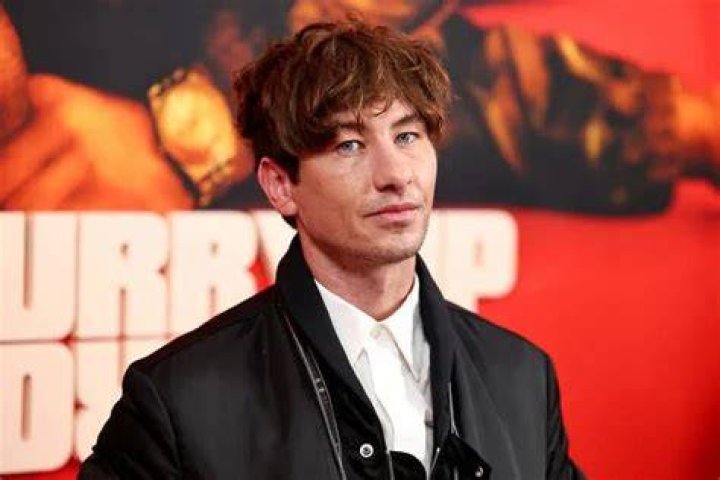 Barry Keoghan poses with rarelyseen girlfriend as they step out in