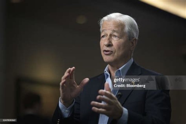 Chief Executive Jamie Dimon Has Emergency Heart Surgery The