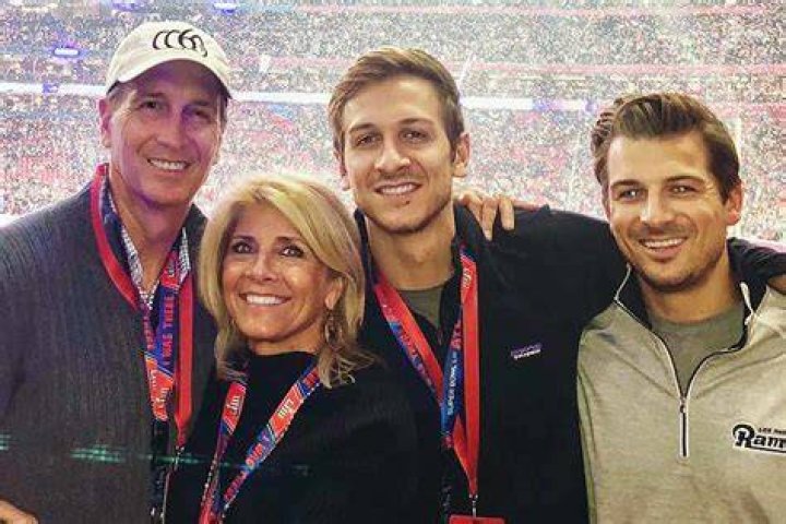 Cris Collinsworth's Son Follows Father's Footsteps In Football