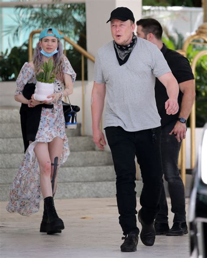 Elon Musk, girlfriend Grimes their first child together