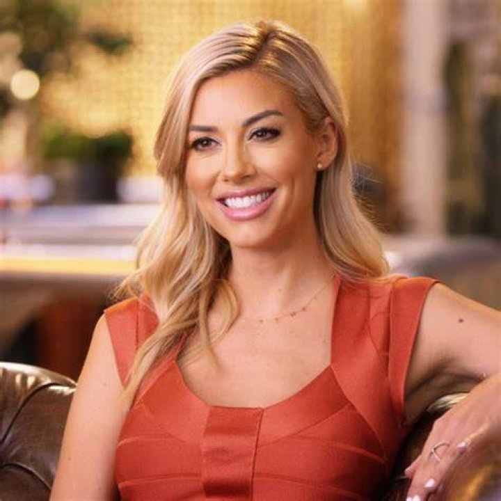 Heather Rae Young Biography, Height & Life Story Super Stars Bio