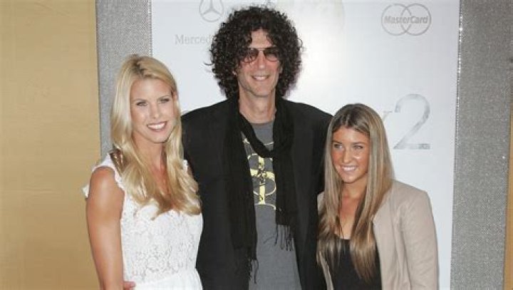 Howard Stern&rsquo;s Daughters Meet His 3 Kids Ashley, Emily, & Deborah