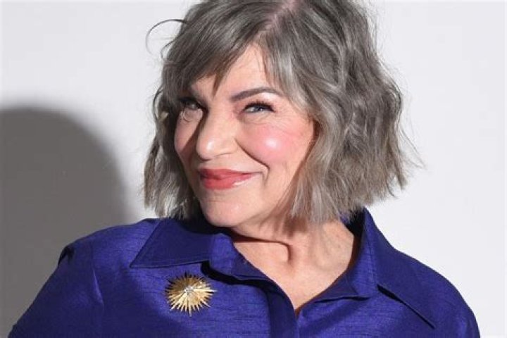 Mindy Cohn Official Site for Woman Crush Wednesday WCW