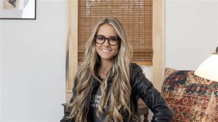 Rehab Addict Star Nicole Curtis' Estimated Salary and Net Worth Details