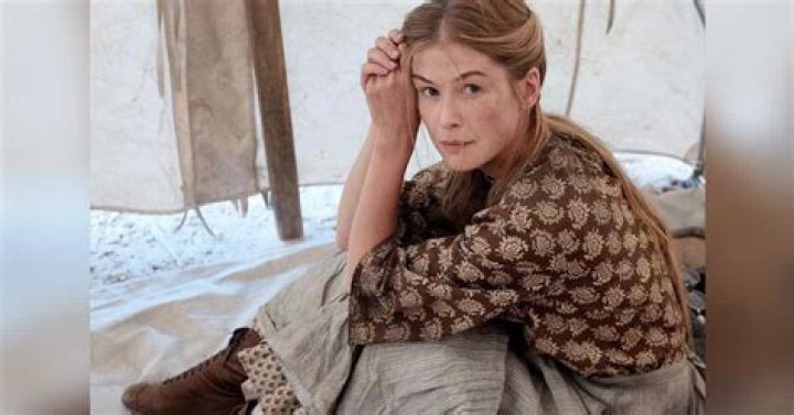 Rosamund Pike Reveals Male Actors Of 'The Wheel of Time' Had To Diet
