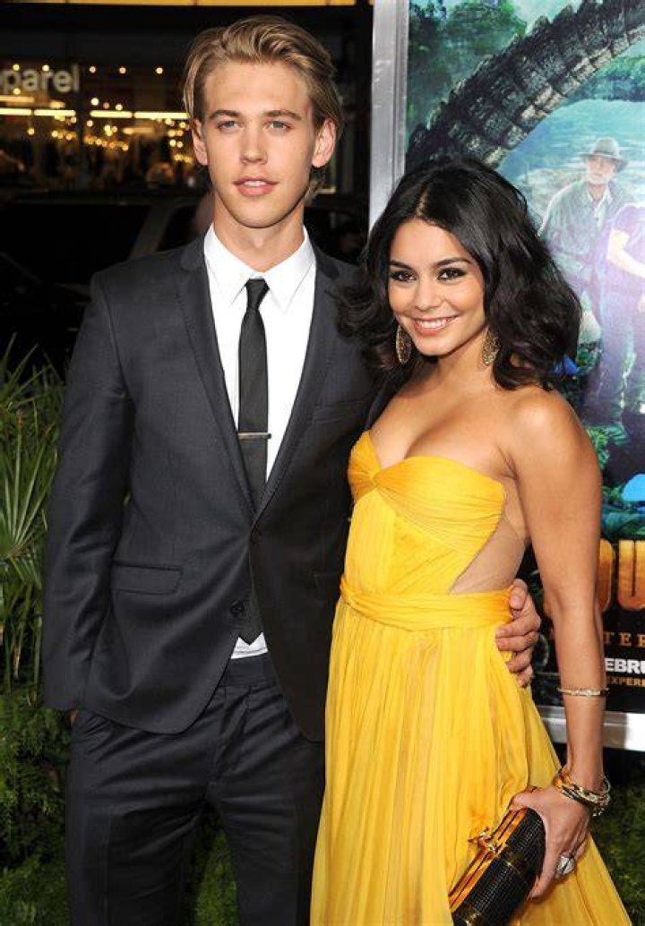 Vanessa Hudgens & Austin Butler's Cutest Photos E! News UK
